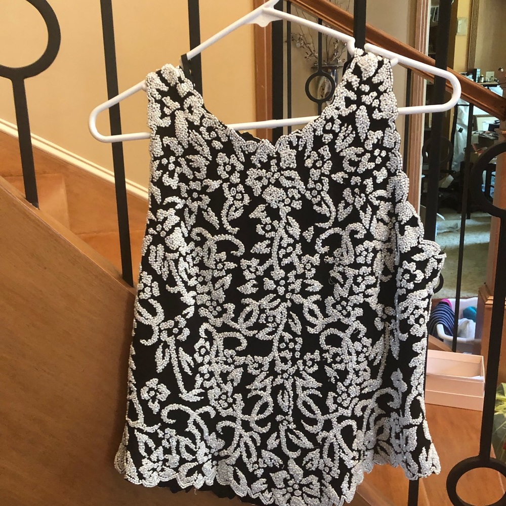 JKARA beaded, new tank. Adorned in pearly beads.